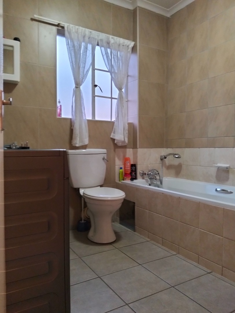 2 Bedroom Property for Sale in Brentwood Park Gauteng