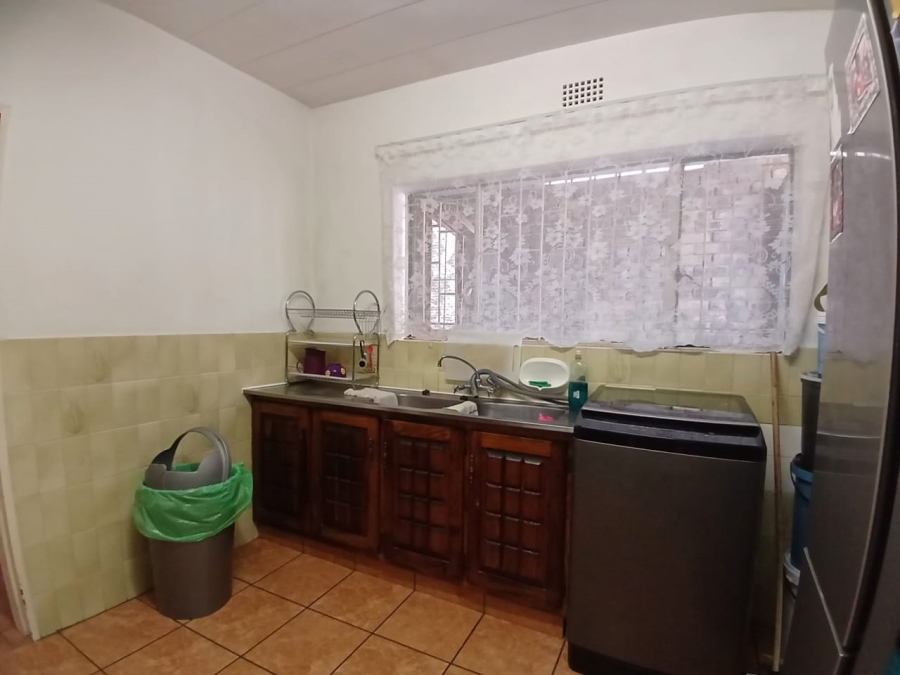 1 Bedroom Property for Sale in Lewisham Gauteng
