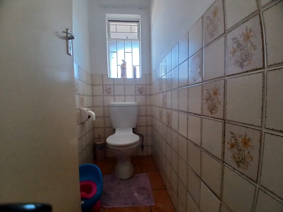 1 Bedroom Property for Sale in Lewisham Gauteng