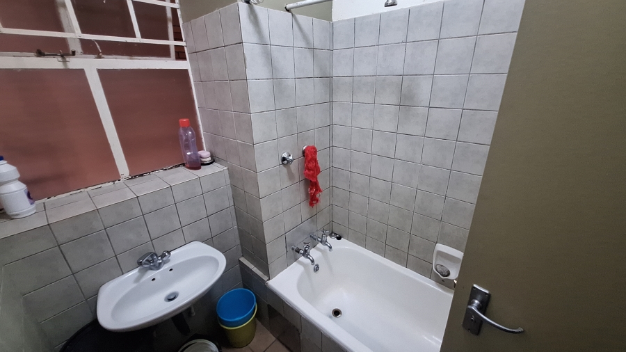 2 Bedroom Property for Sale in Sunnyside Gauteng
