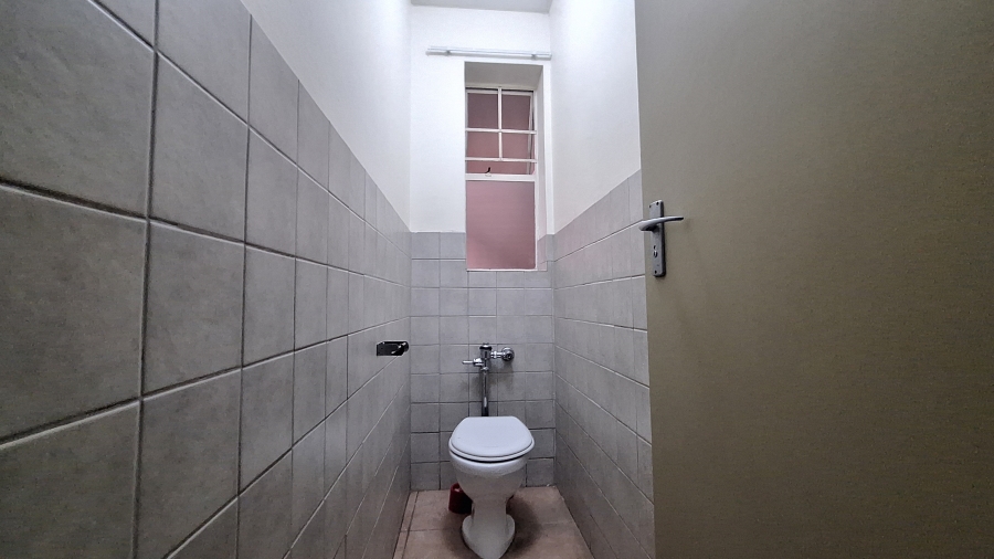 2 Bedroom Property for Sale in Sunnyside Gauteng