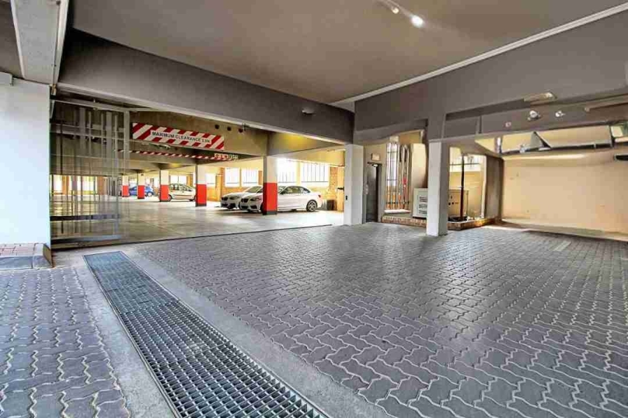 1 Bedroom Property for Sale in Morningside Gauteng