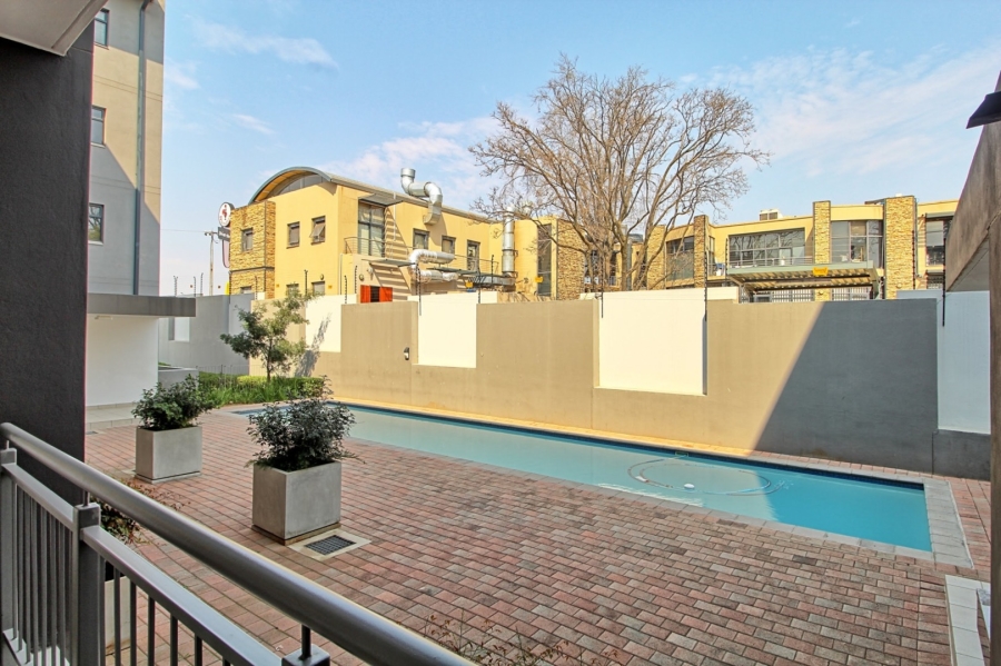 1 Bedroom Property for Sale in Morningside Gauteng