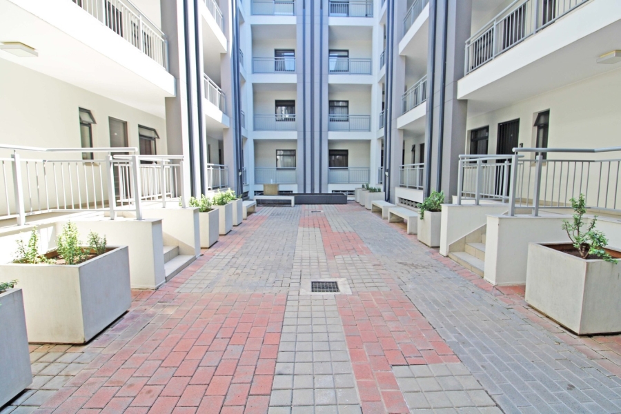 1 Bedroom Property for Sale in Morningside Gauteng
