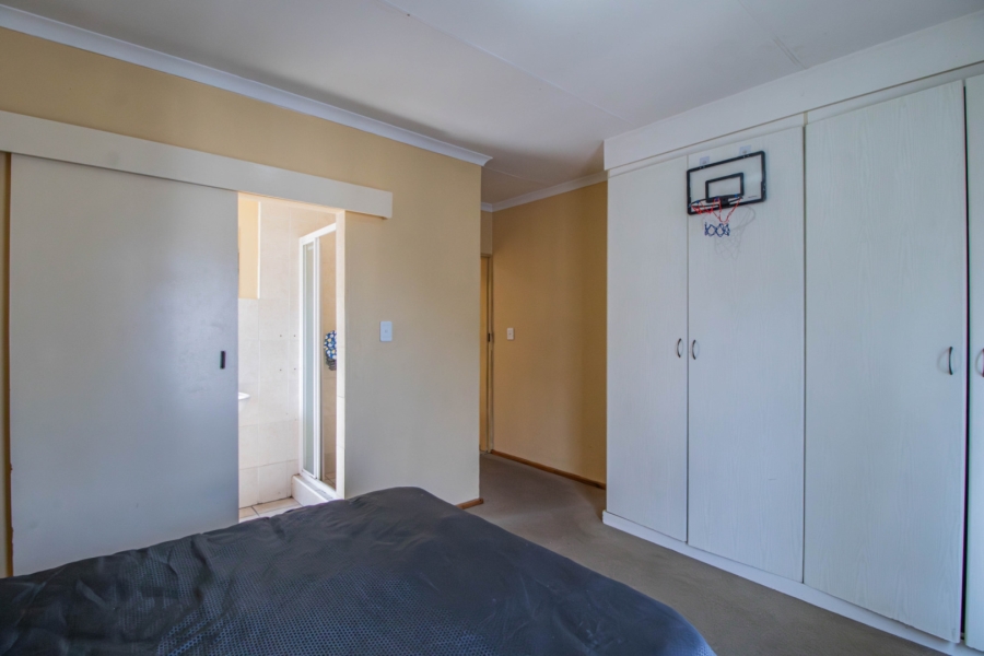 2 Bedroom Property for Sale in Rynfield Gauteng