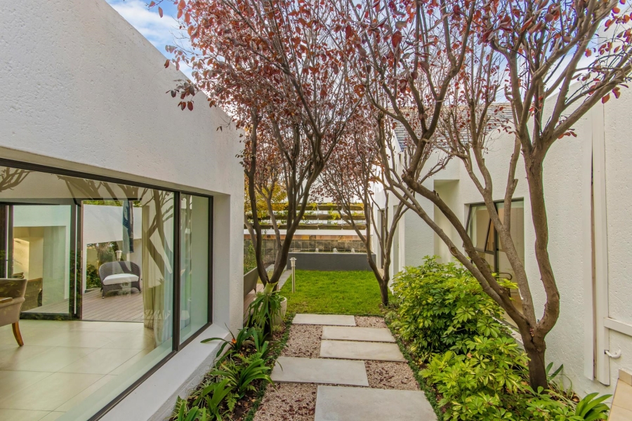 To Let 3 Bedroom Property for Rent in Dainfern Golf Estate Gauteng