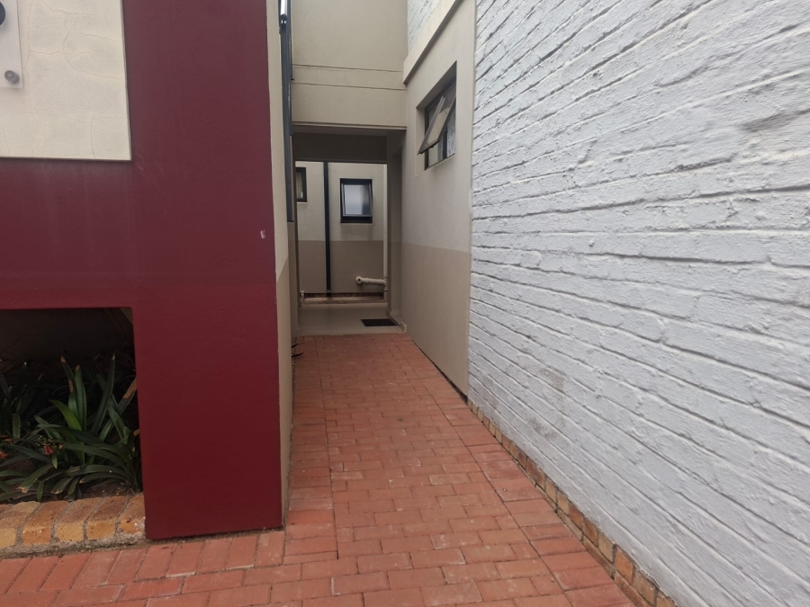 2 Bedroom Property for Sale in Brentwood Park Gauteng