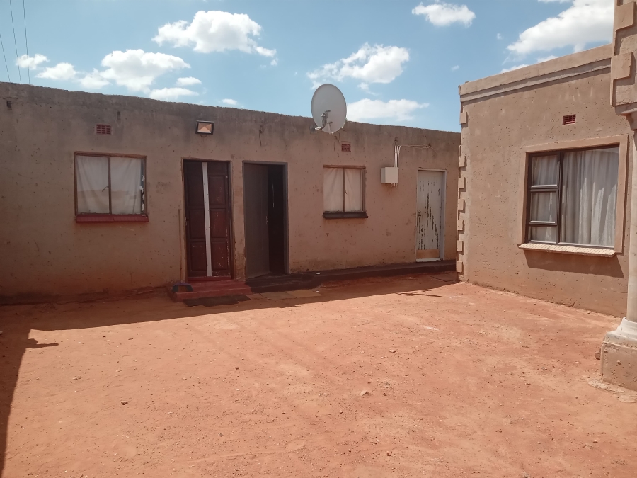 2 Bedroom Property for Sale in Bram Fischerville Gauteng
