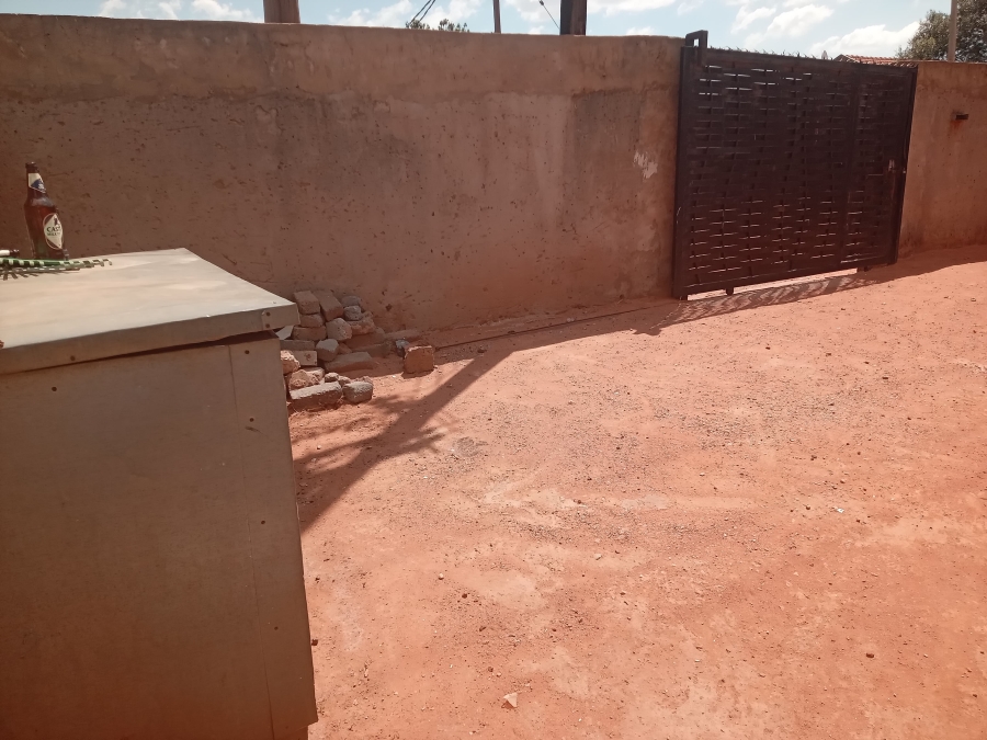 2 Bedroom Property for Sale in Bram Fischerville Gauteng