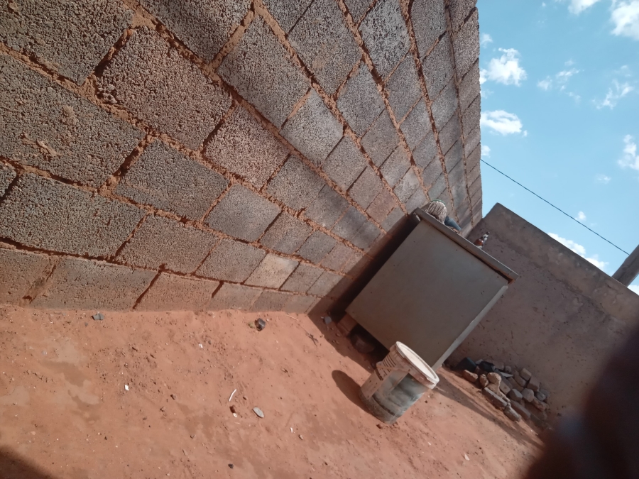 2 Bedroom Property for Sale in Bram Fischerville Gauteng