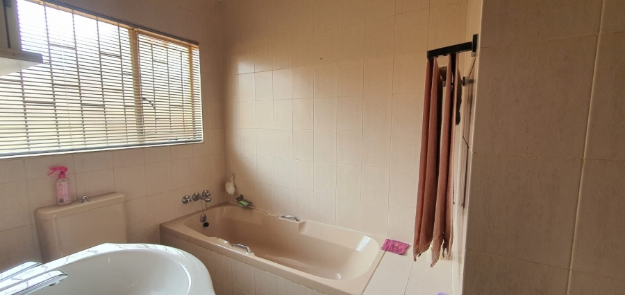 3 Bedroom Property for Sale in Dal Fouche Gauteng