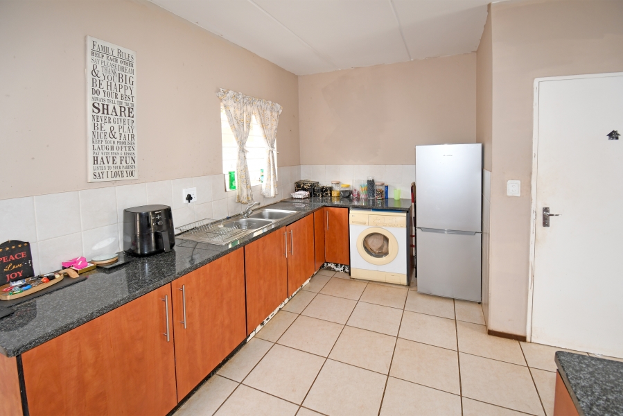 2 Bedroom Property for Sale in Zandspruit Gauteng