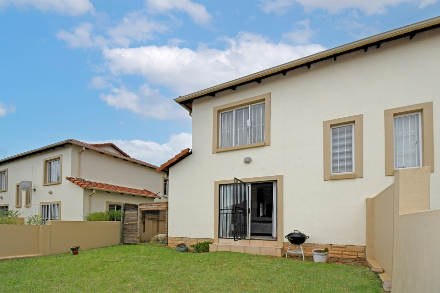 2 Bedroom Property for Sale in Zandspruit Gauteng