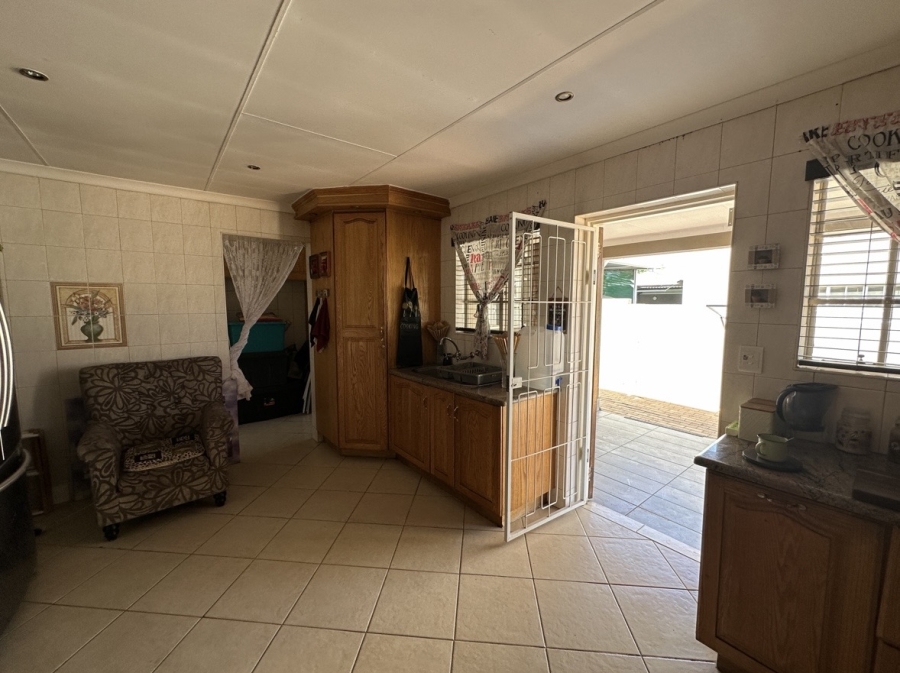 2 Bedroom Property for Sale in Verwoerdpark Gauteng