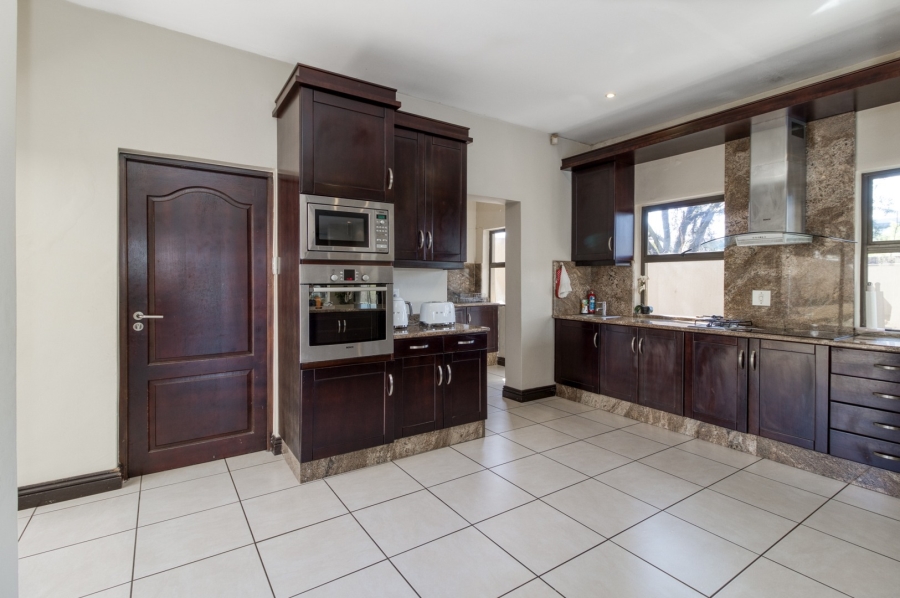 To Let 4 Bedroom Property for Rent in Dainfern Golf Estate Gauteng