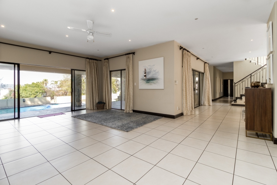 To Let 4 Bedroom Property for Rent in Dainfern Golf Estate Gauteng