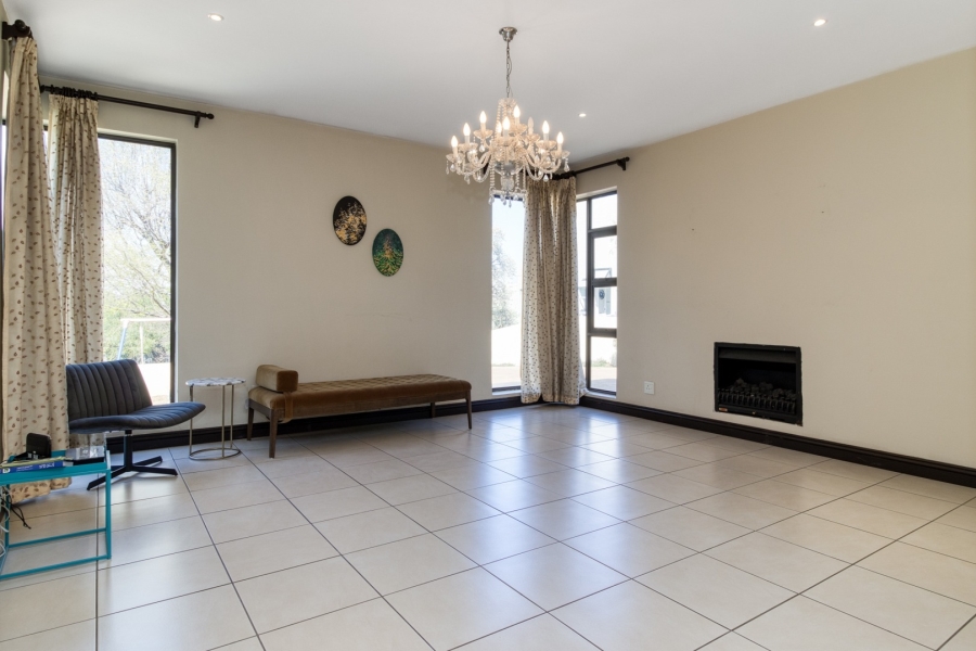 To Let 4 Bedroom Property for Rent in Dainfern Golf Estate Gauteng