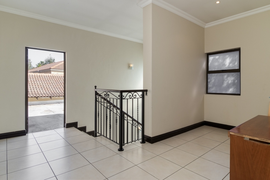 To Let 4 Bedroom Property for Rent in Dainfern Golf Estate Gauteng