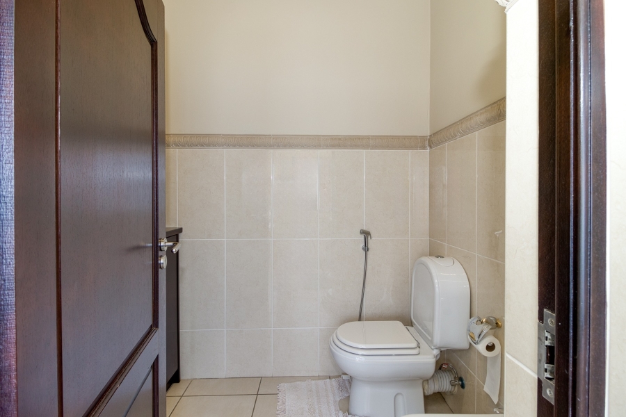 To Let 4 Bedroom Property for Rent in Dainfern Golf Estate Gauteng