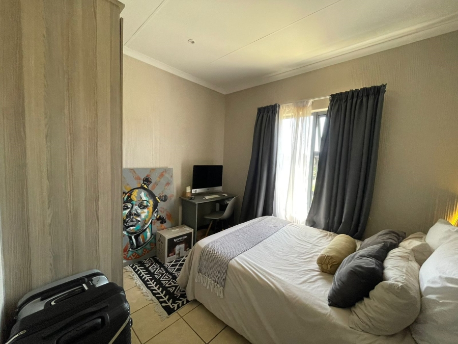 2 Bedroom Property for Sale in Wilgeheuwel Gauteng