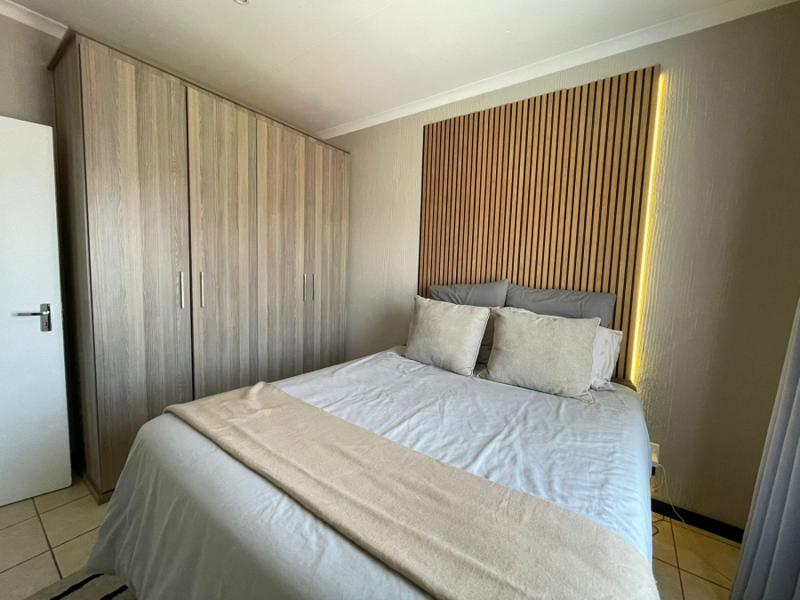 2 Bedroom Property for Sale in Wilgeheuwel Gauteng