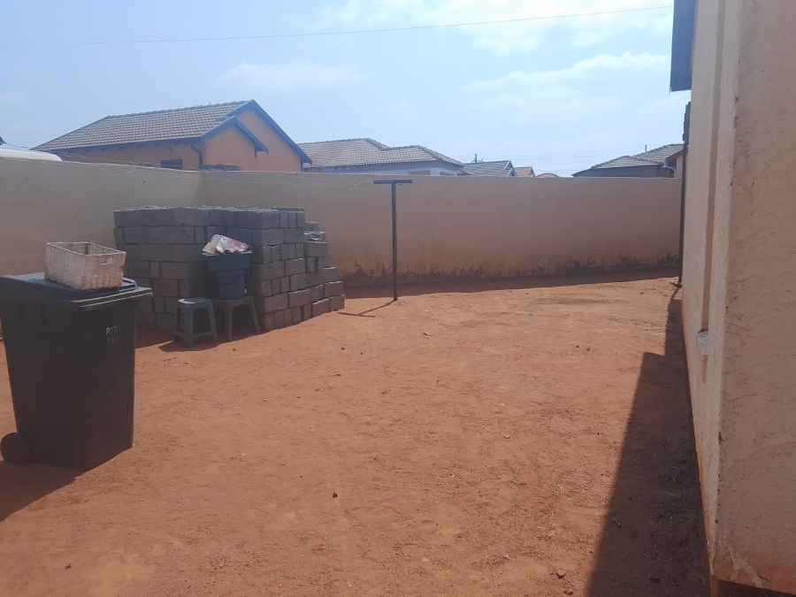 2 Bedroom Property for Sale in Bram Fischerville Gauteng