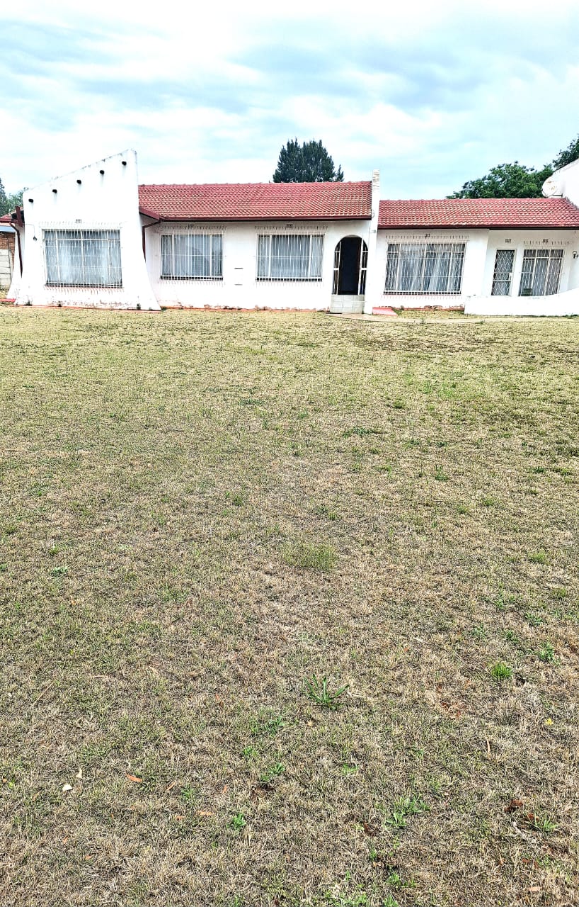 3 Bedroom Property for Sale in Westonaria Gauteng