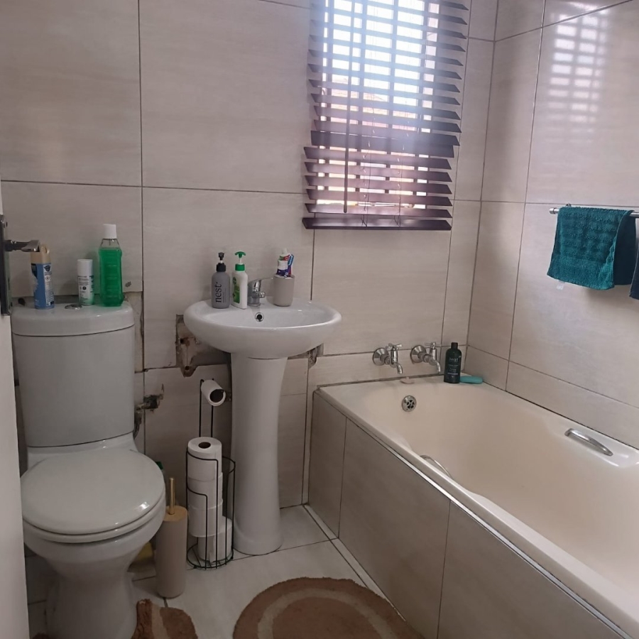 3 Bedroom Property for Sale in Bramley Gauteng