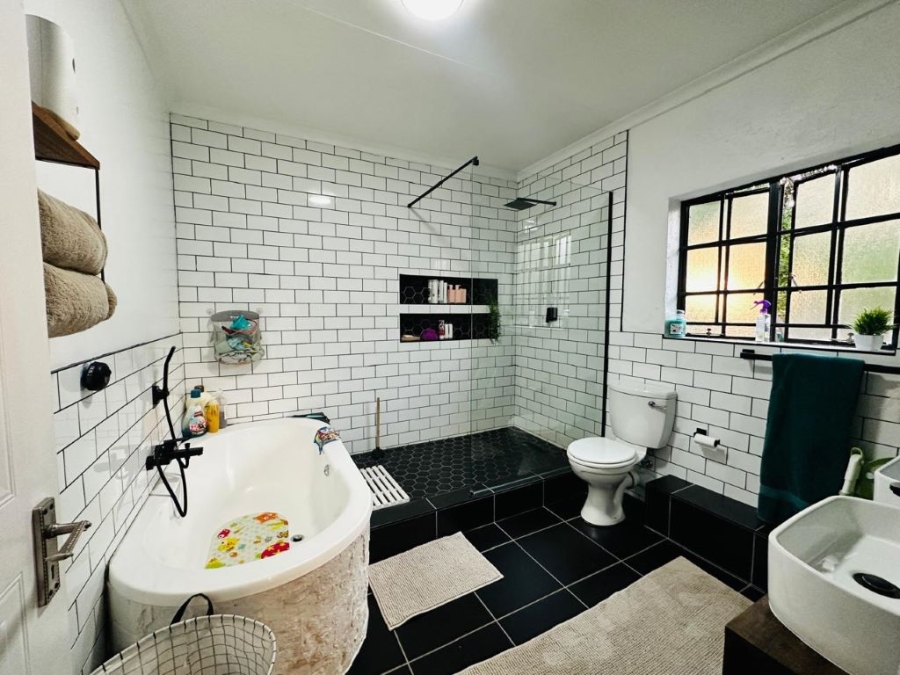 3 Bedroom Property for Sale in Albemarle Gauteng