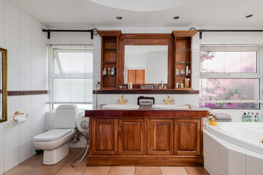 To Let 5 Bedroom Property for Rent in Dainfern Golf Estate Gauteng