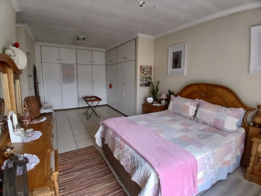 3 Bedroom Property for Sale in Elspark Gauteng