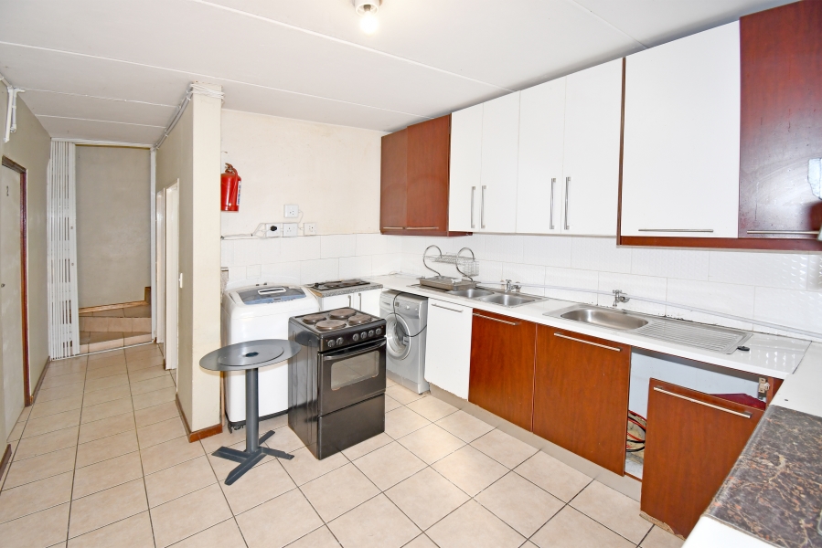 7 Bedroom Property for Sale in Cosmo City Gauteng