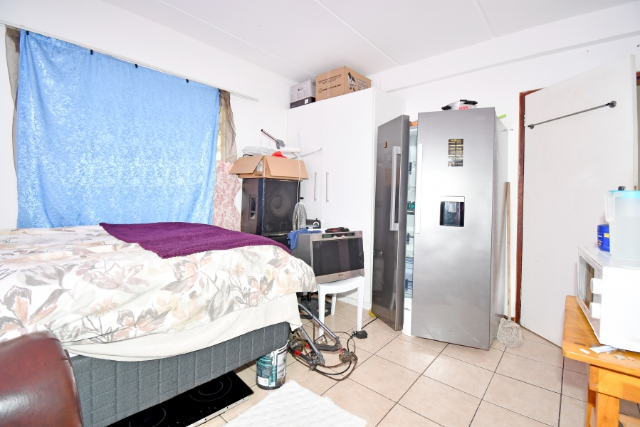 7 Bedroom Property for Sale in Cosmo City Gauteng