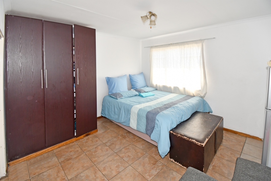 7 Bedroom Property for Sale in Cosmo City Gauteng