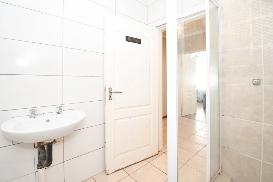 7 Bedroom Property for Sale in Cosmo City Gauteng