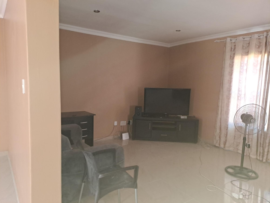 To Let 3 Bedroom Property for Rent in Dersley Gauteng