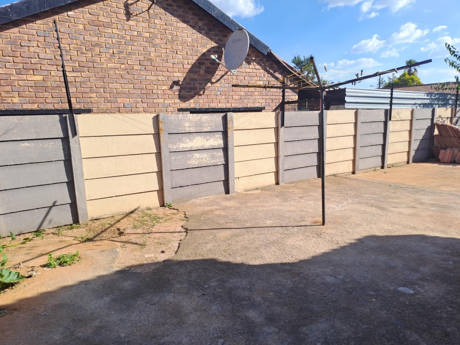 To Let 3 Bedroom Property for Rent in Dersley Gauteng