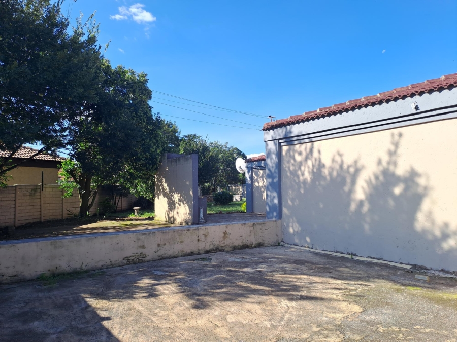 To Let 3 Bedroom Property for Rent in Dersley Gauteng