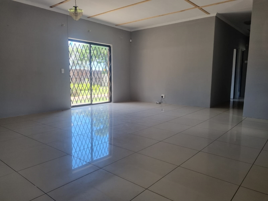 3 Bedroom Property for Sale in Albertsdal Gauteng