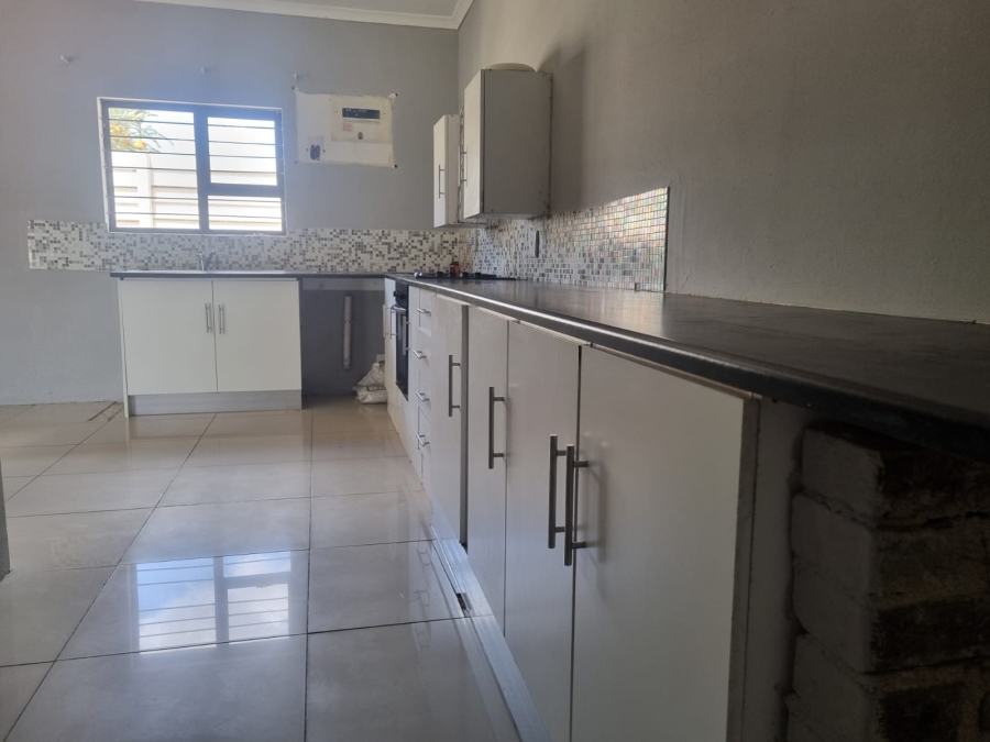 3 Bedroom Property for Sale in Albertsdal Gauteng