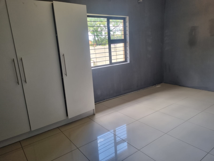 3 Bedroom Property for Sale in Albertsdal Gauteng