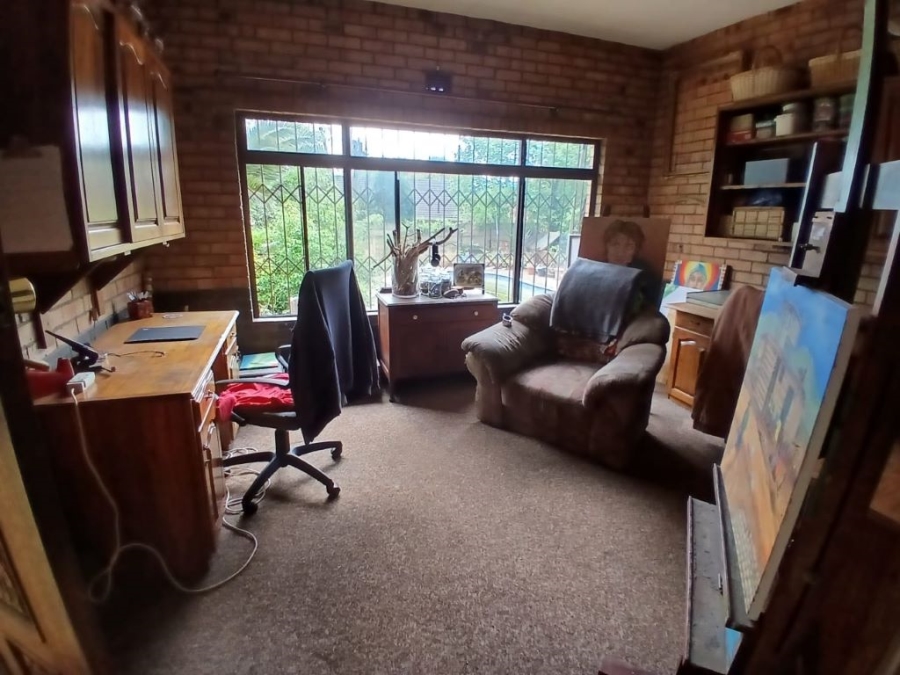 8 Bedroom Property for Sale in Parkhill Gardens Gauteng