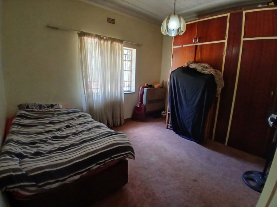 8 Bedroom Property for Sale in Parkhill Gardens Gauteng