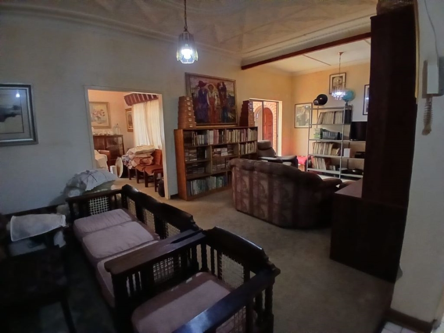 8 Bedroom Property for Sale in Parkhill Gardens Gauteng