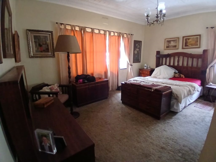8 Bedroom Property for Sale in Parkhill Gardens Gauteng