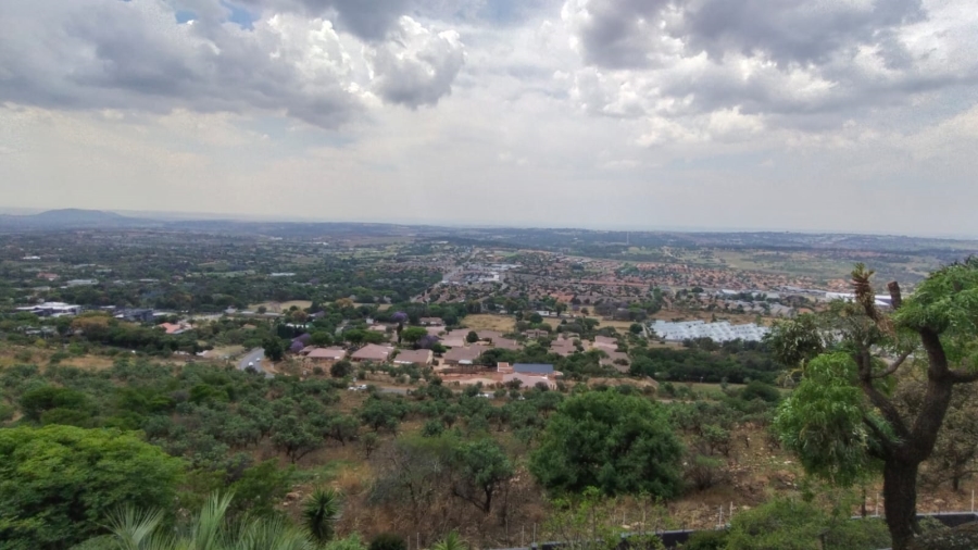 3 Bedroom Property for Sale in Wilro Park Gauteng