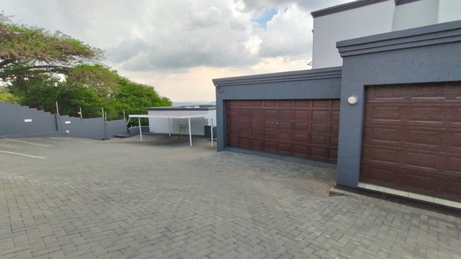 3 Bedroom Property for Sale in Wilro Park Gauteng