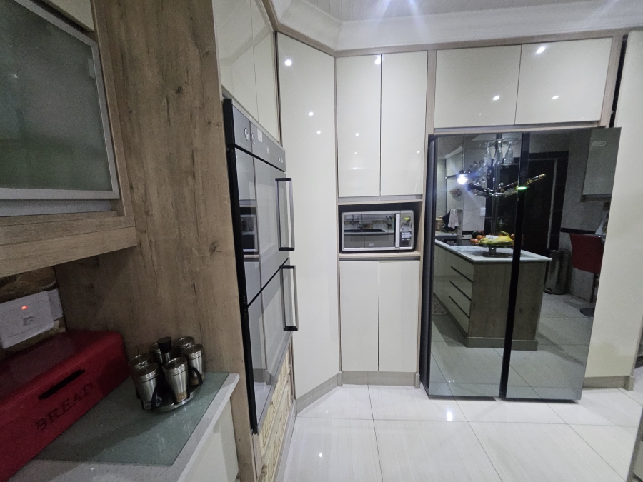 3 Bedroom Property for Sale in Katlehong South Gauteng