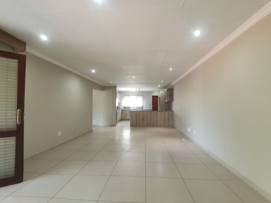 3 Bedroom Property for Sale in Bassonia Gauteng