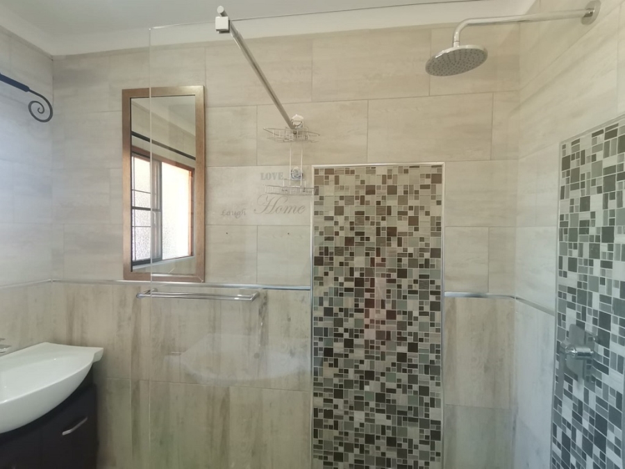 3 Bedroom Property for Sale in Bassonia Gauteng